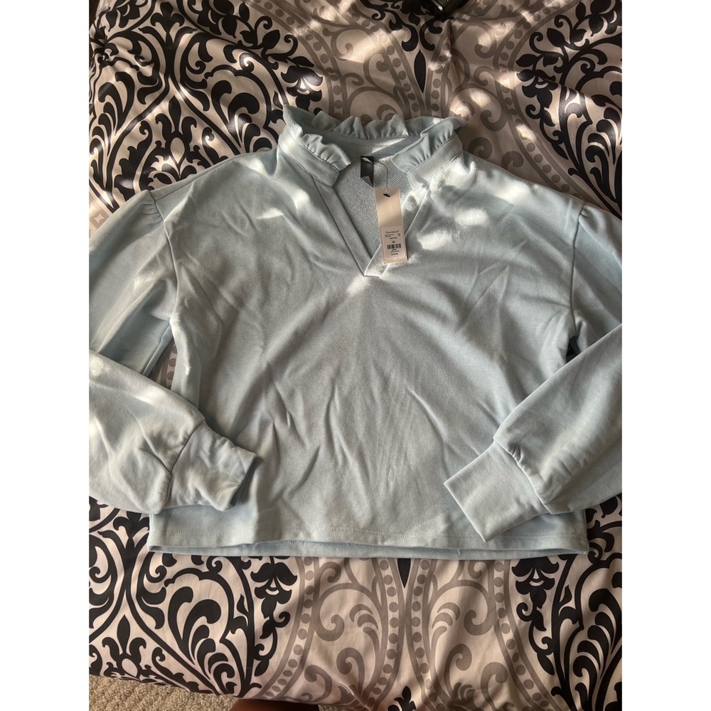 Francesca’s ruffle collar sweatshirt
